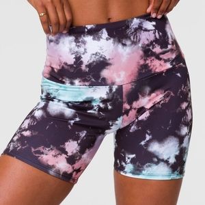Onzie True Romance biker shorts